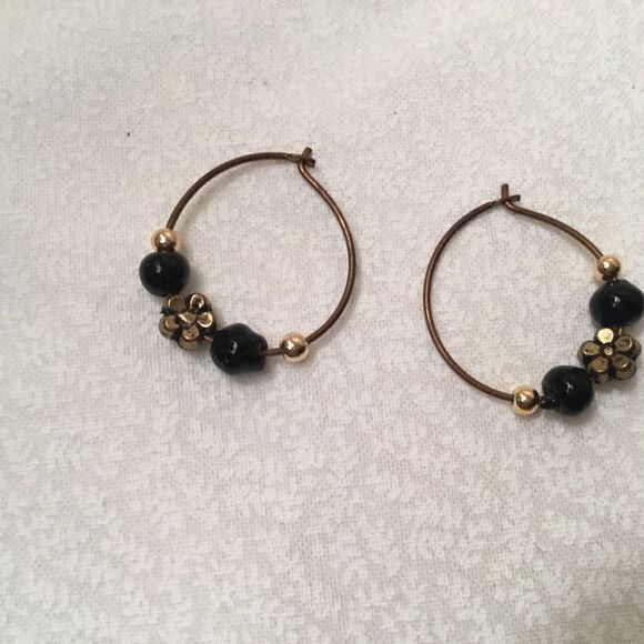 Petite Coppertone and Black Earrings - Picture 4 of 4